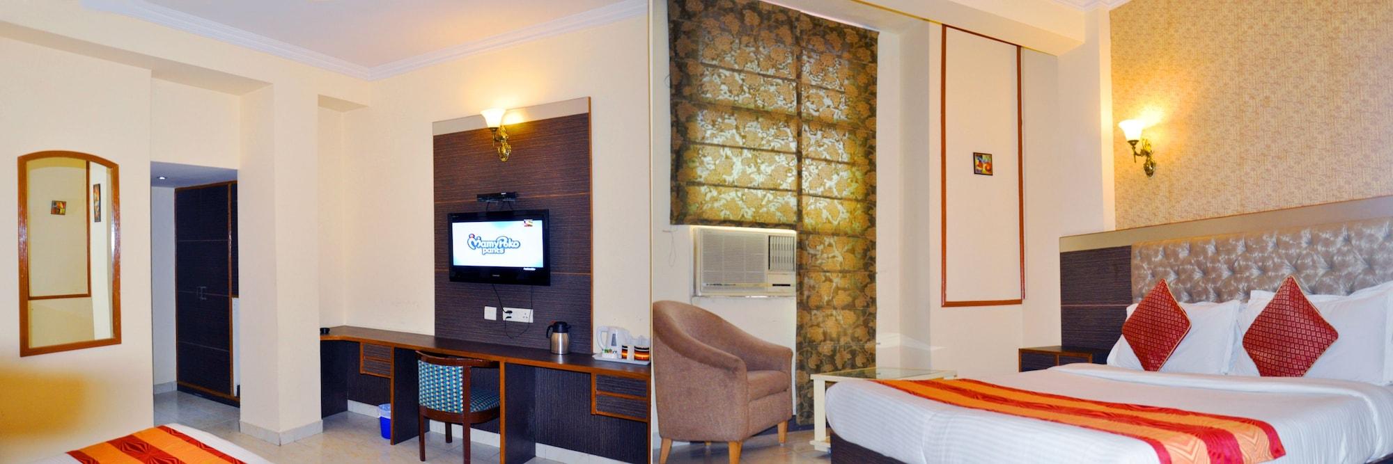 The Crest Inn Delhi Kültér fotó