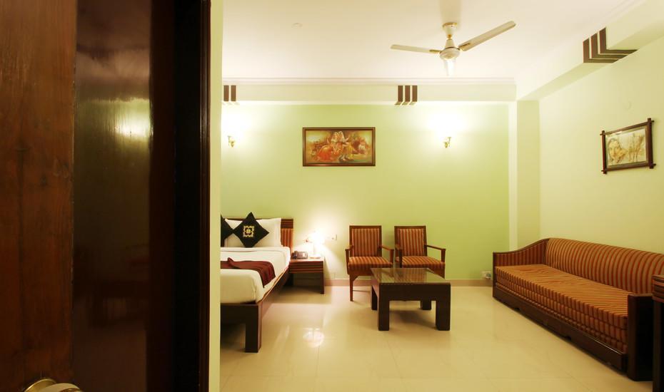 The Crest Inn Delhi Kültér fotó